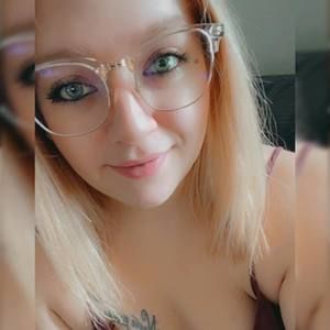 Meet your Posher, Sabrina